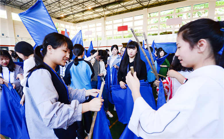 专题报道第二期丨南充市第二届中等职业学校学生田径锦标赛开幕式篇