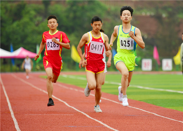 专题报道丨第八期 南充市第二届中等职业学校学生田径锦标赛开幕式