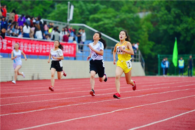 专题报道第九期丨南充市第二届中等职业学校学生田径锦标赛圆满谢幕