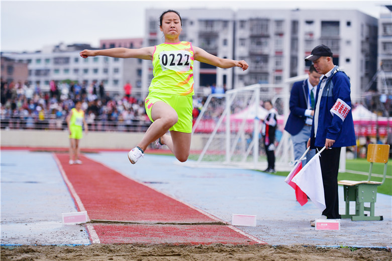 专题报道第九期丨南充市第二届中等职业学校学生田径锦标赛圆满谢幕