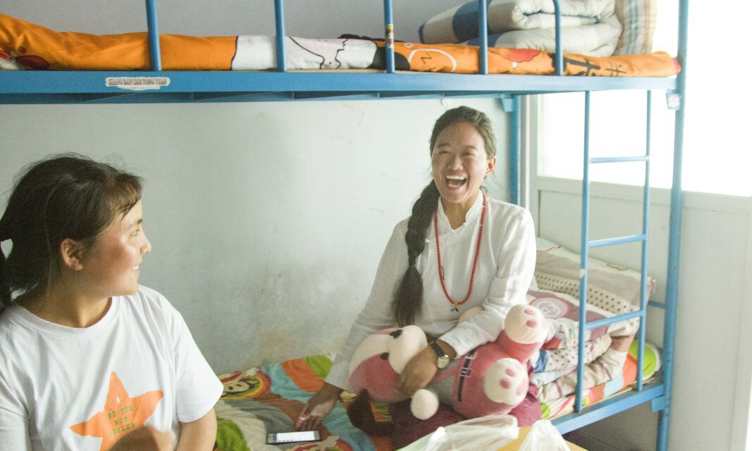 在南卫蔚蓝的天空下住着这样一群小仙女