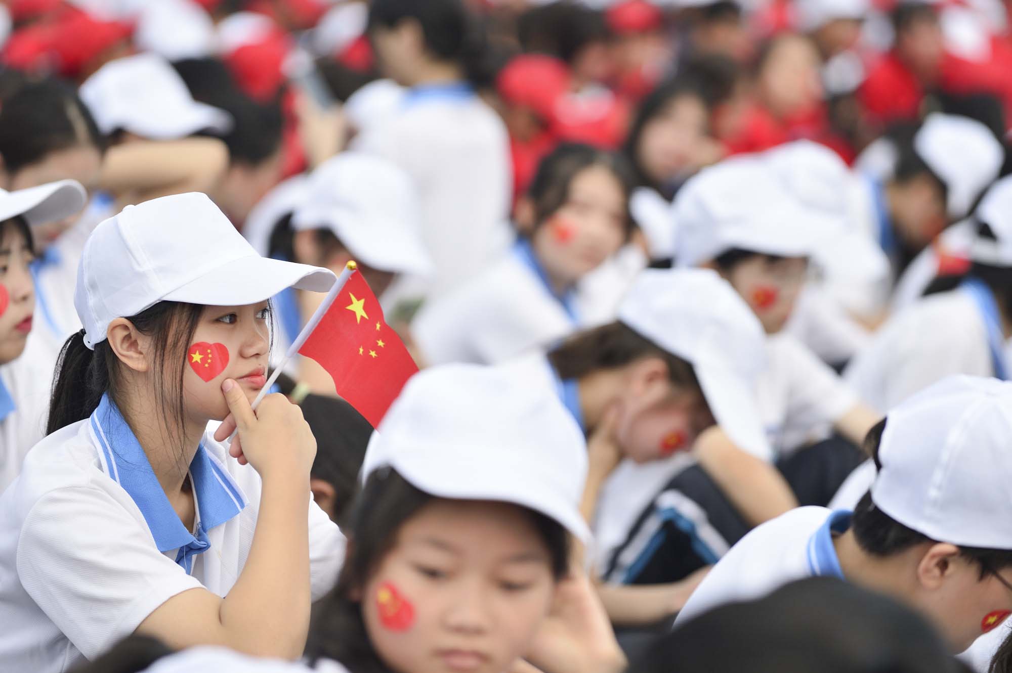 “我与祖国共奋进” 四川省南充卫生学校举行庆祝建国70周年主题教育活动