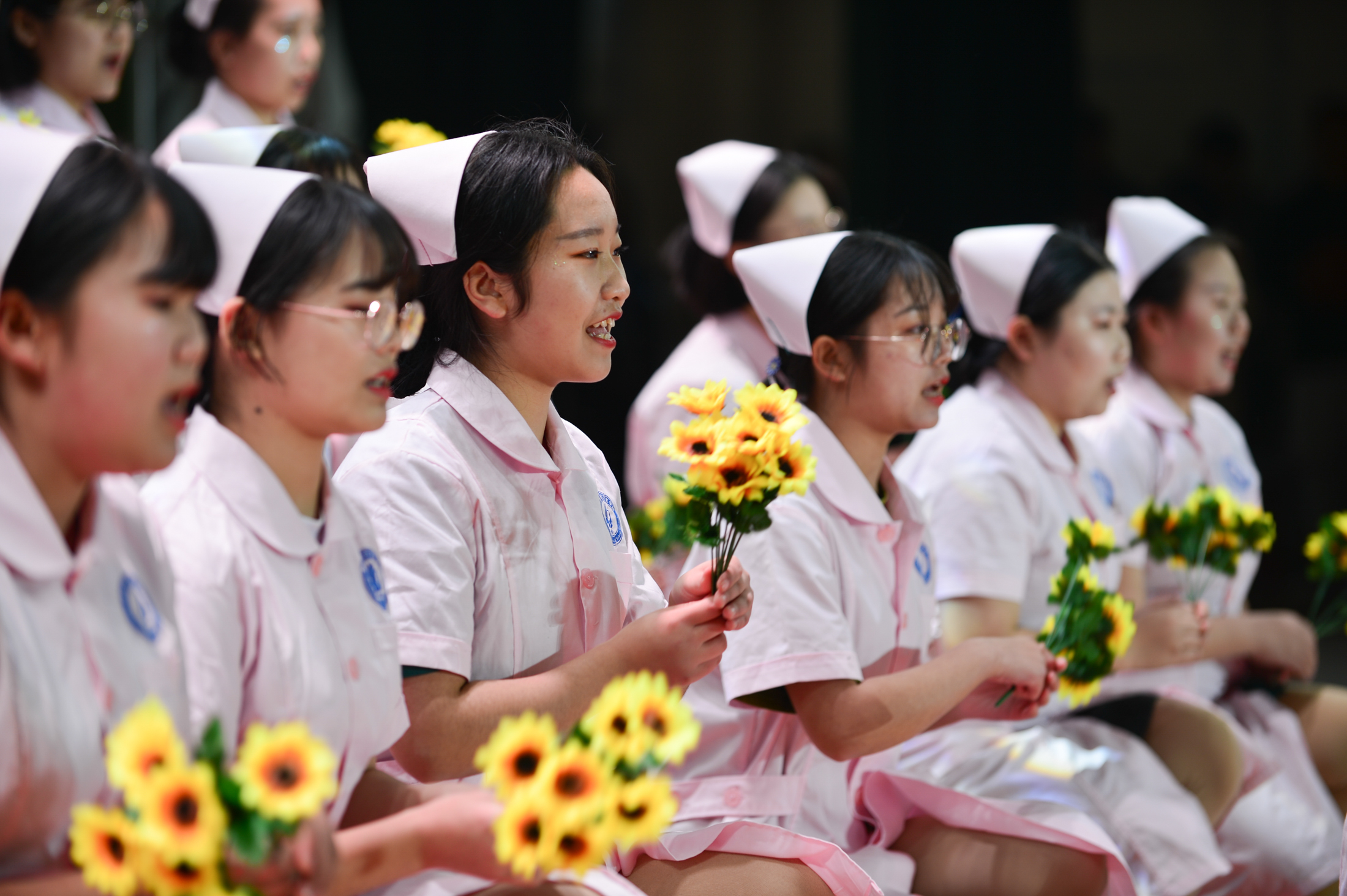 “壮丽70年 奋进新时代” 我校隆重举行庆祝新中国成立70周年 暨2020元旦迎新文艺演出